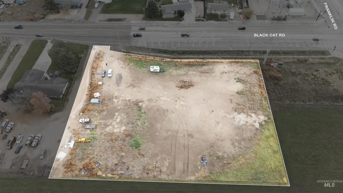 119 N Black Cat Rd, Meridian, ID 83642 - #1