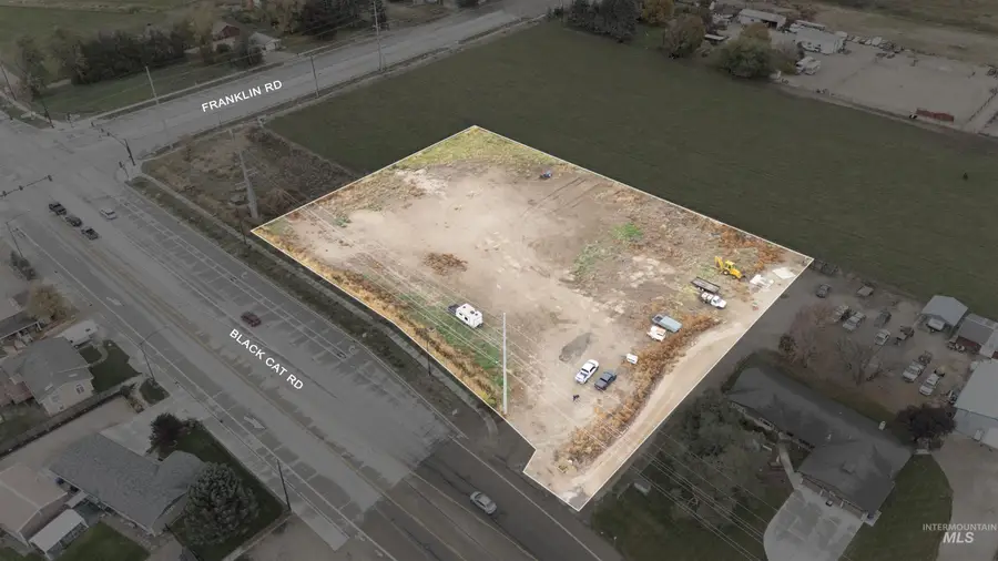 119 N Black Cat Rd, Meridian, ID 83642 - #2