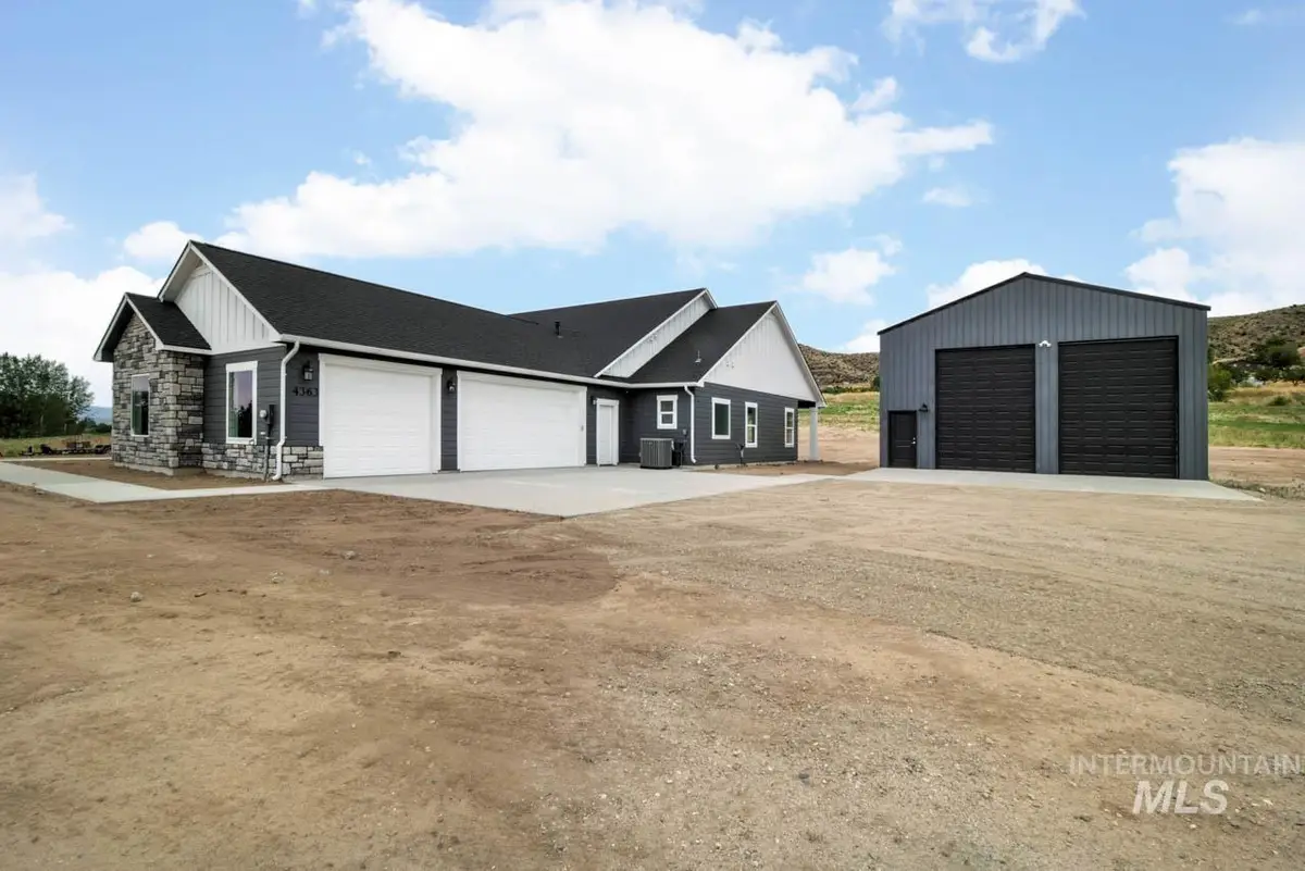 1910 Ruth Lane, Emmett, ID 83617 - Image #1