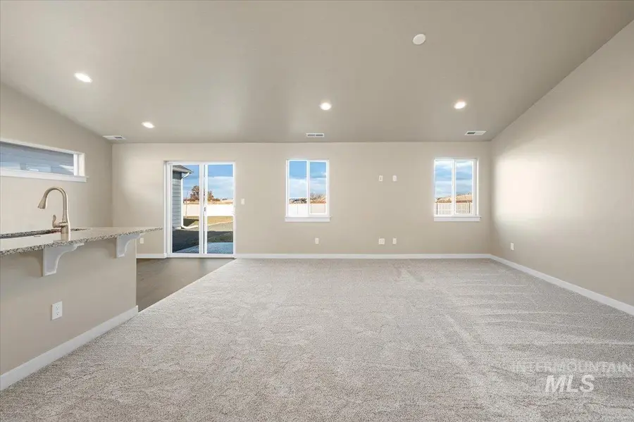 5598 E Lekeitio Village Drive, Nampa, ID 83687 - Image #3