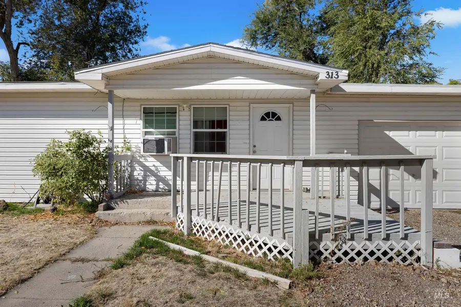 313 Baker Dr., Mountain Home, ID 83647 - Image #2