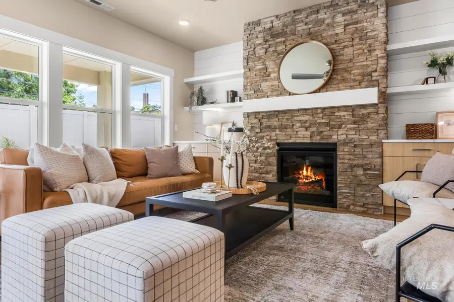 1737 E Grayson, Meridian, ID 83642 - Image #2