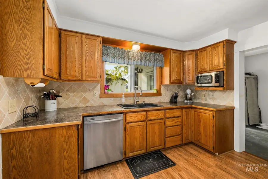 8626 Track Rd, Nampa, ID 83686 - Image #3