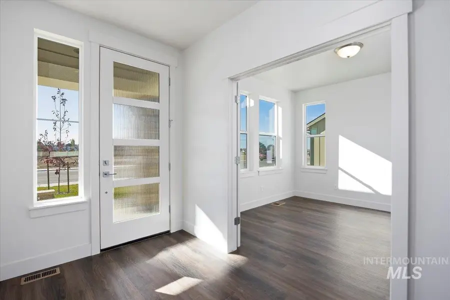 306 Maxine Lane West, Kimberly, ID 83341 - Image #2