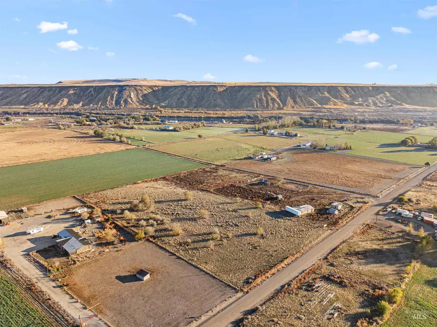 8004 Birmingham Rd, Melba, ID 83641 - Image #2