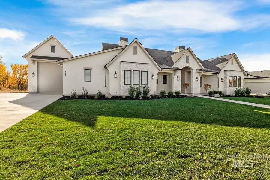 727 Watkins St, Middleton, ID 83644 - Image #3