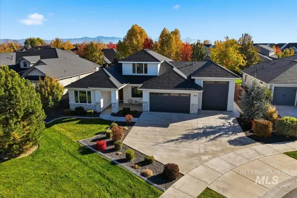 4448 W Star Hollow Ct, Meridian, ID 83646