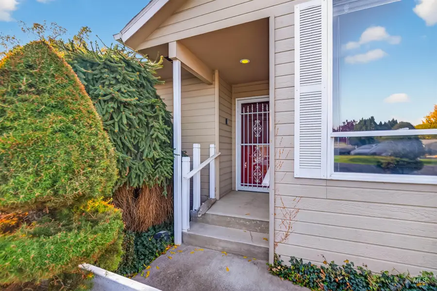 628 Airway Dr, Lewiston, ID 83501 - Image #3