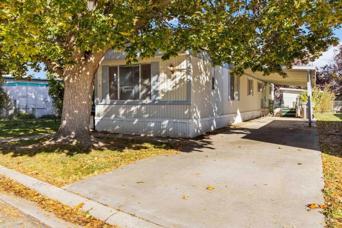 376 Bonanza St, Boise, ID 83713 - #1