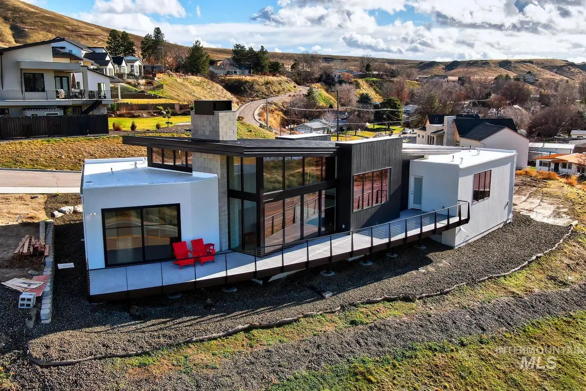 5775 S Brian Way, Boise, ID 83716 - Image #1