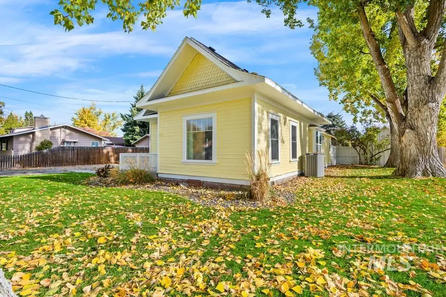 421 S 12th Street, Payette, ID 83661 - Image #3