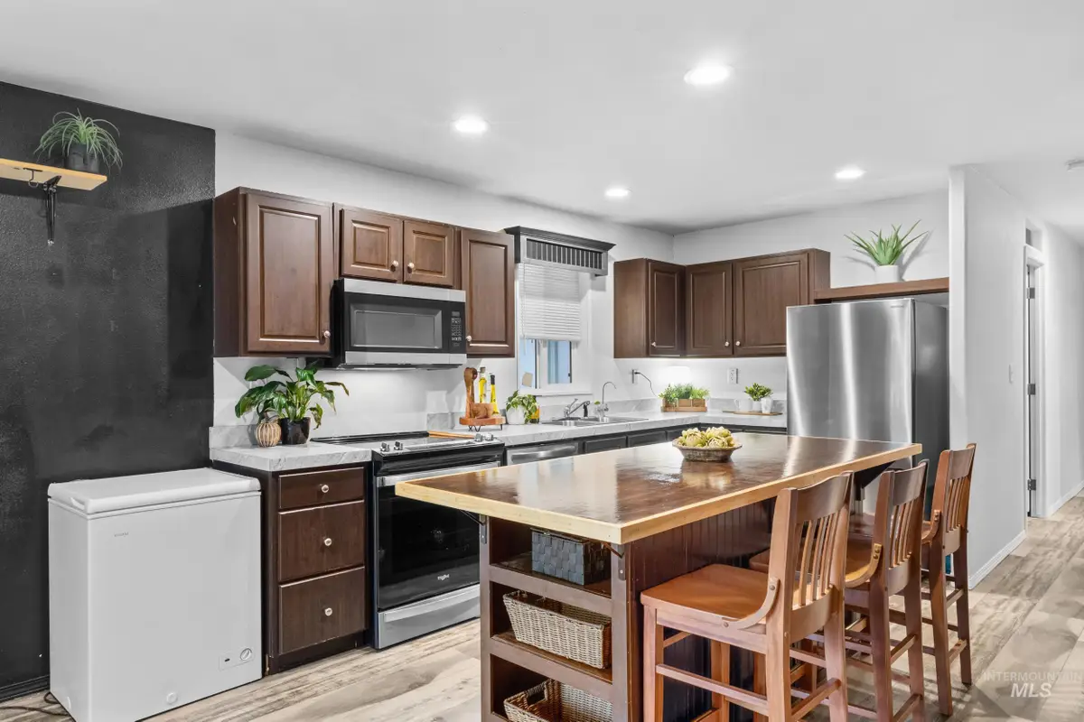 208 E 44th #Trlr 19, Garden City, ID 83714 - Image #1