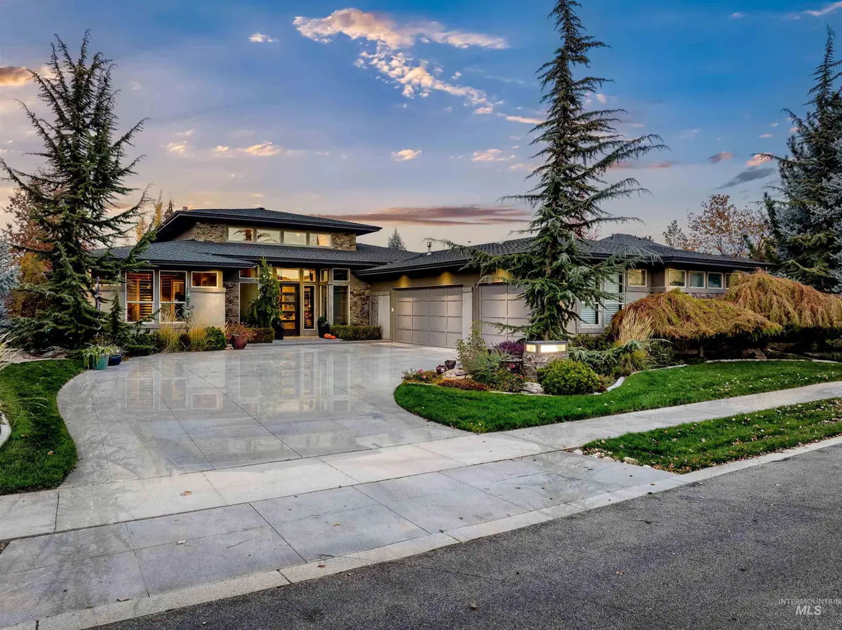 524 E Lakebrook Ln, Eagle, ID 83616 - Image #1