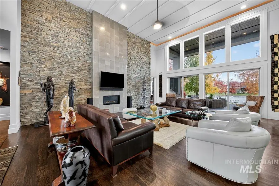 524 E Lakebrook Ln, Eagle, ID 83616 - Image #3