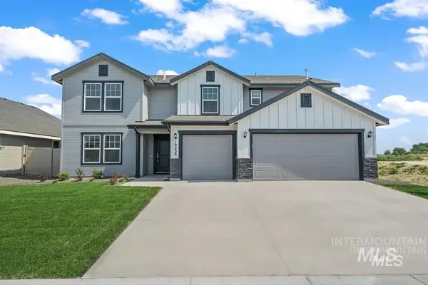 1586 Sw Silverstone Ave, Mountain Home, ID 83647
