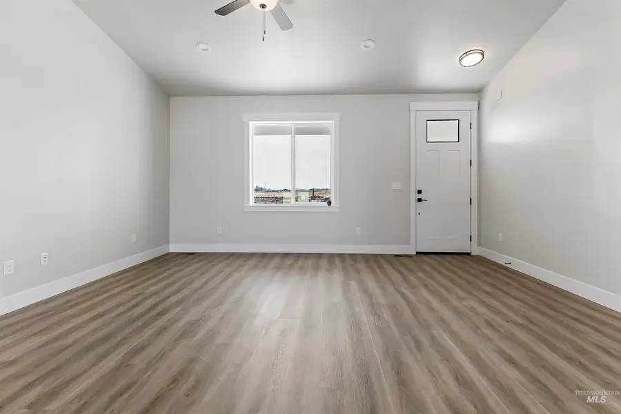 607 Fallen Leaf Ave, New Plymouth, ID 83655 - Image #3