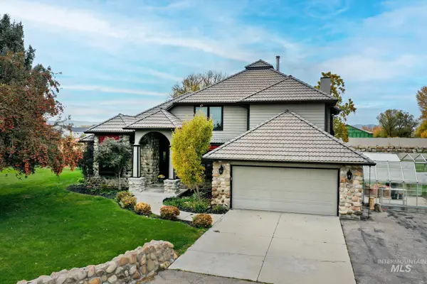 892 N Pollard Ln, Star, ID 83669