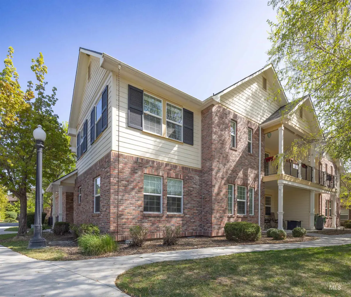 1148 E Winding Creek Dr, Eagle, ID 83616 - #1