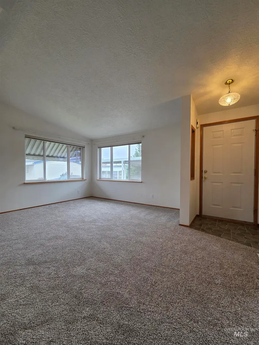 2115 6th Ave #7, Clarkston, WA 99403 - Image #3