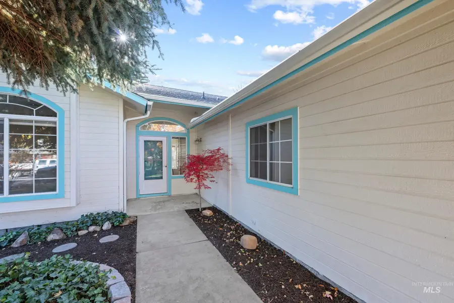 8093 W Elm Brook St, Boise, ID 83714 - Image #3