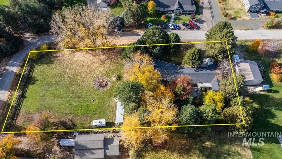 2652 Cherry Circle, Emmett, ID 83617 - Image #2