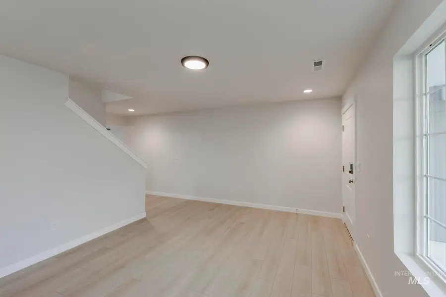 16725 Sentinel Ave, Caldwell, ID 83607 - Image #2