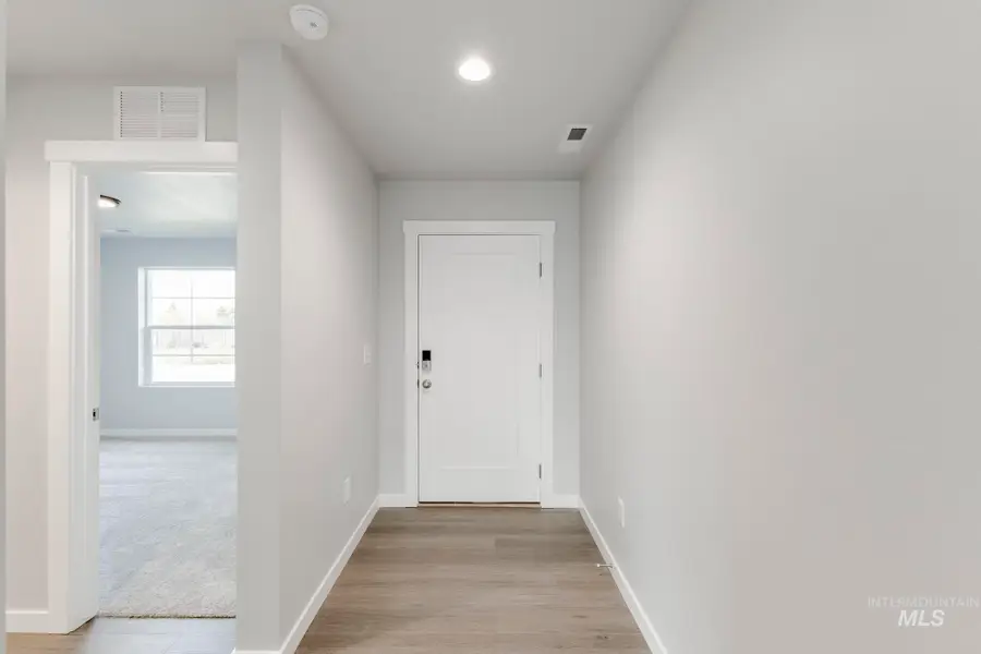 850 N Mirror Creek Way, Meridian, ID 83642 - Image #2