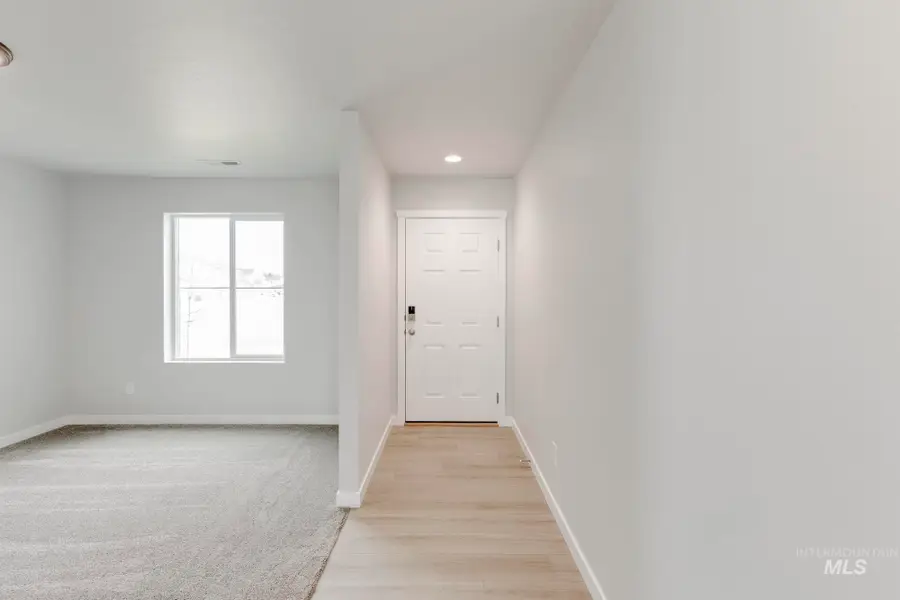 1101 Grass Pond Ave, Middleton, ID 83644 - Image #2