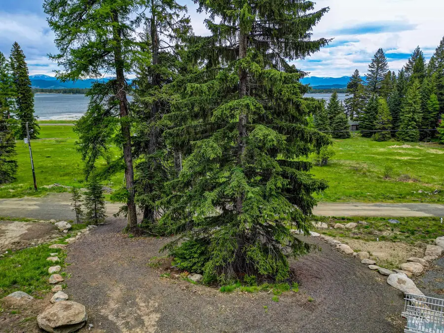 2267 Franks Road, Donnelly, ID 83615 - Image #2