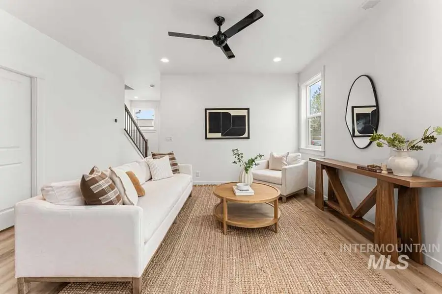 3552 W Anderson St, Boise, ID 83703 - Image #2