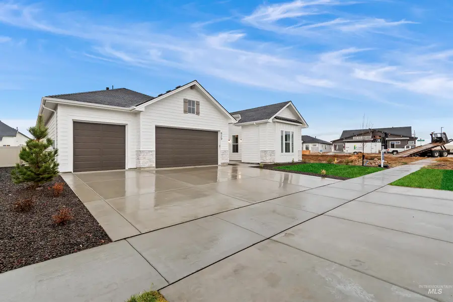 829 W Buroak Dr, Meridian, ID 83642 - #3