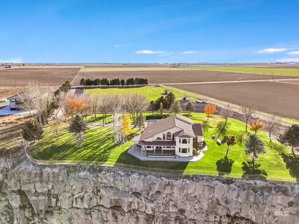 2224 E 4400 N, Filer, ID 83328