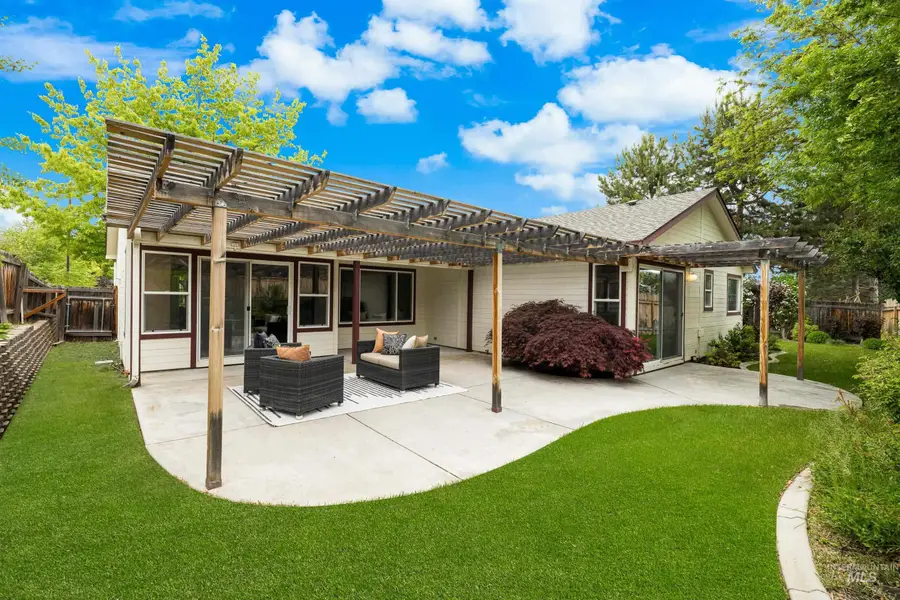 6460 S Lodgepole Pl, Boise, ID 83716 - Image #3