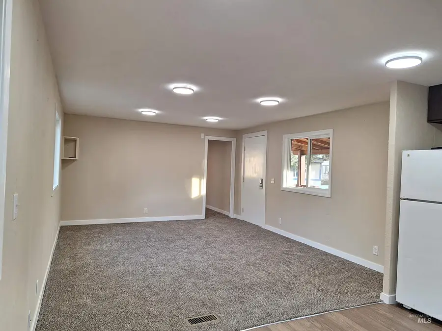 16581 N White Pine St #102, Nampa, ID 83651 - Image #2