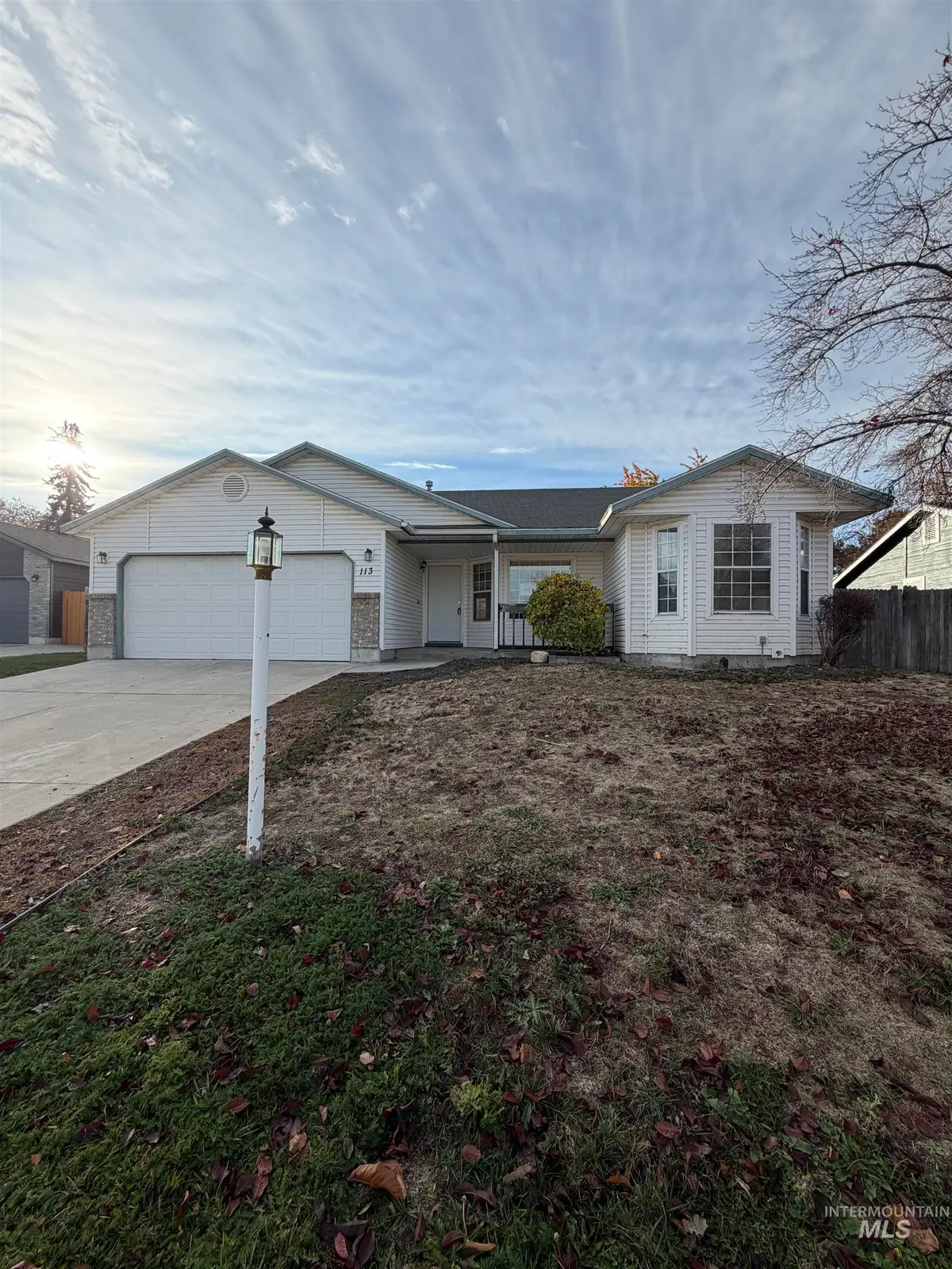113 W Woodbury Dr, Meridian, ID 83646 - #1