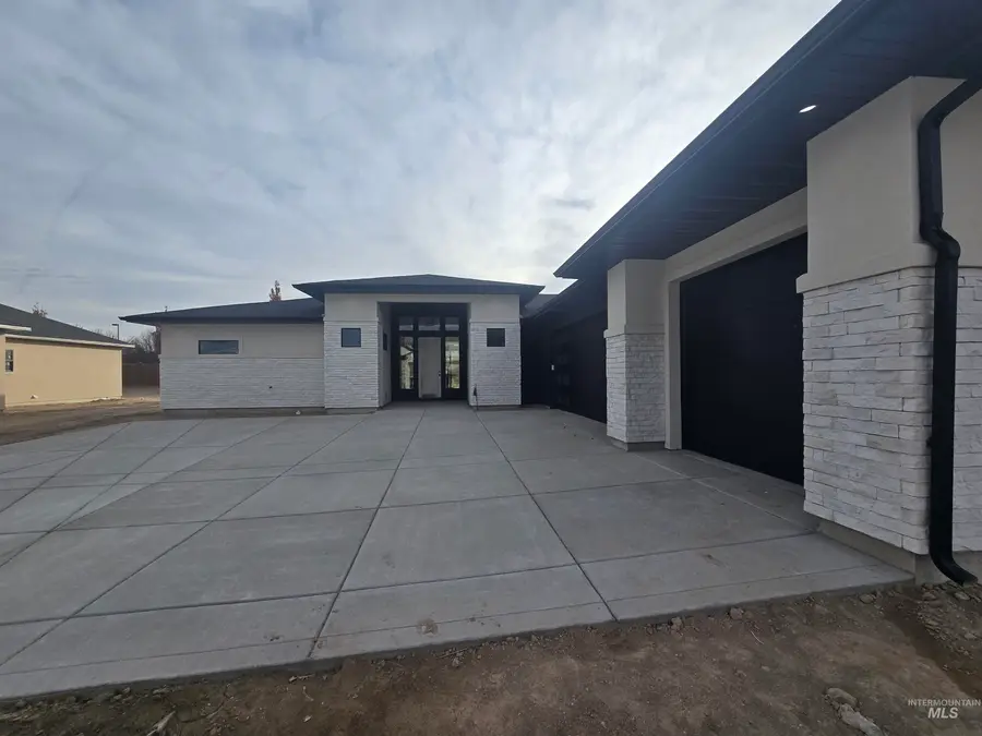 1517 Mountain View Dr., Twin Falls, ID 83301 - Image #2