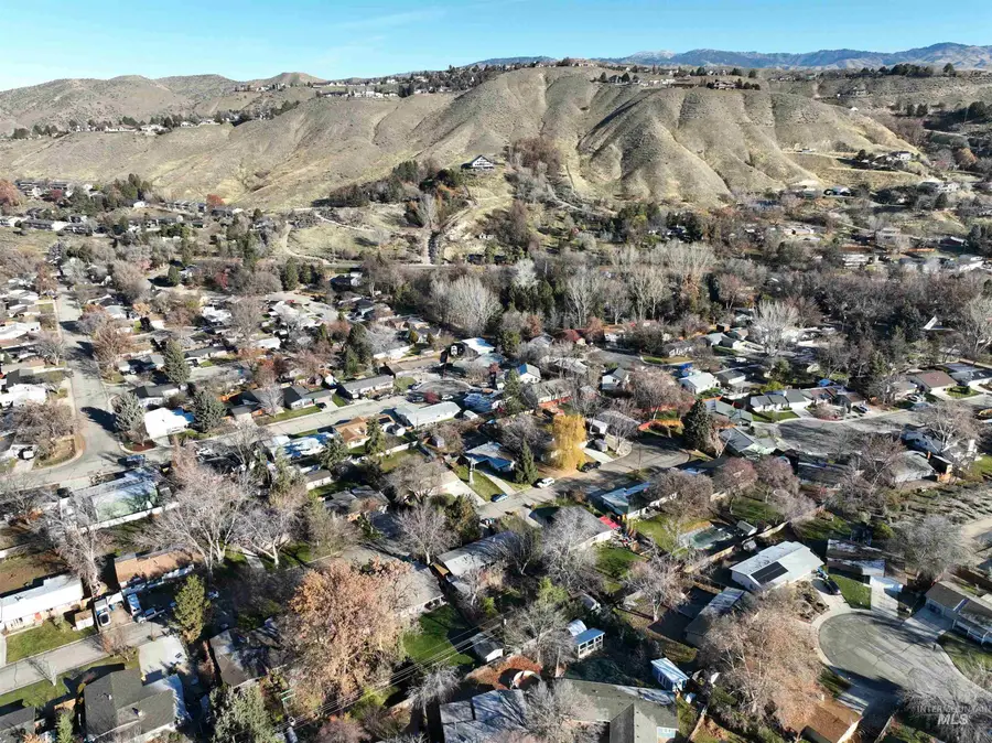 4550 W Bloom St, Boise, ID 83703 - Image #2