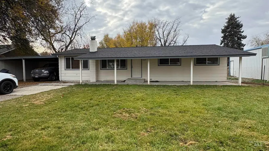 737 Lake Lowell Ave, Nampa, ID 83686 - Image #3