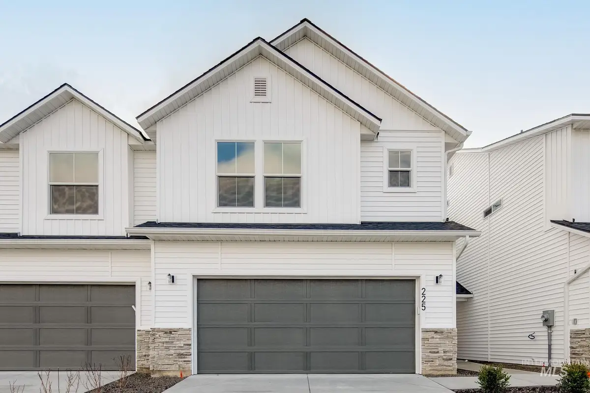 225 Moose St, Horseshoe Bend, ID 83629 - Image #1