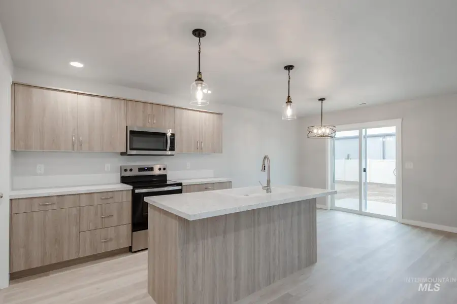 2542 W Fallon Lp, Nampa, ID 83651 - Image #3