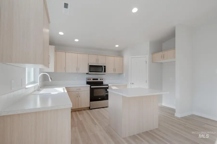 3451 E Red Maple Ct, Nampa, ID 83686 - Image #3