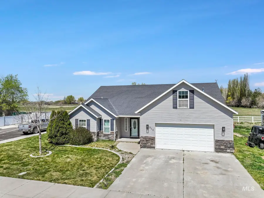 818 Pine, Filer, ID 83328 - Image #3