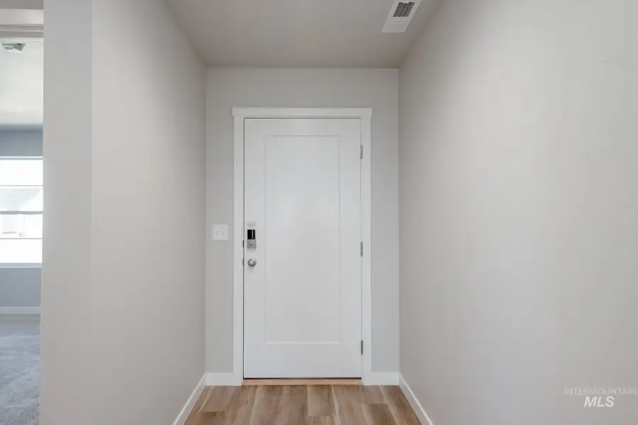 7267 S Bungalow Ave, Meridian, ID 83642 - Image #2