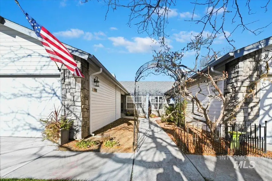 1981 N Interlachen, Meridian, ID 83646 - Image #3