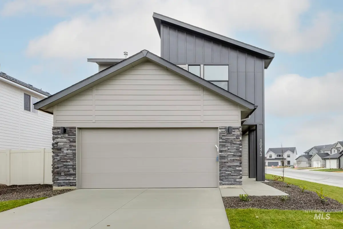 10573 W Tinder St, Star, ID 83669 - Image #1