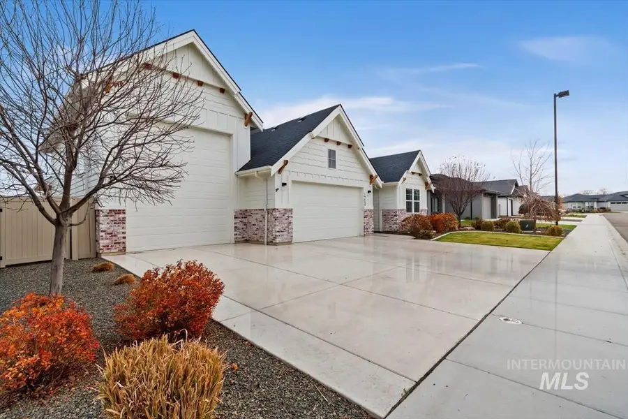 1754 N Peakhurt, Kuna, ID 83634 - Image #3