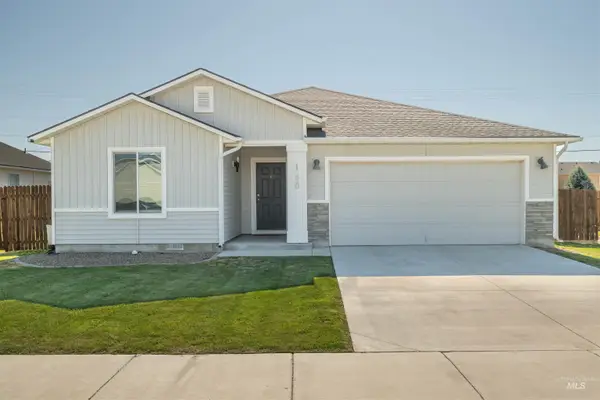 1680 SW Levant Way, Mountain Home, ID 83647