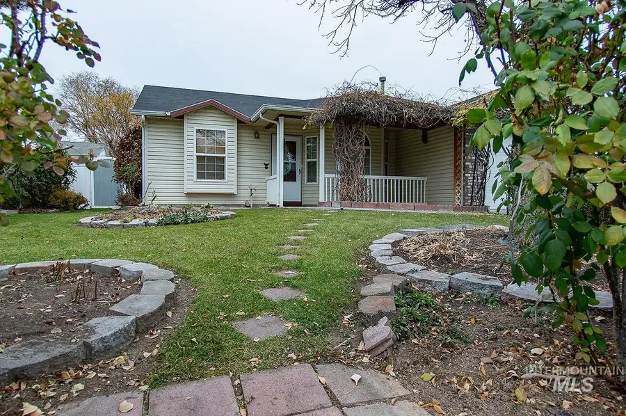 918 W Oakmont Ave, Nampa, ID 83686 - Image #3