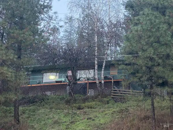 804 Pine Drive Heights, Orofino, ID 83544