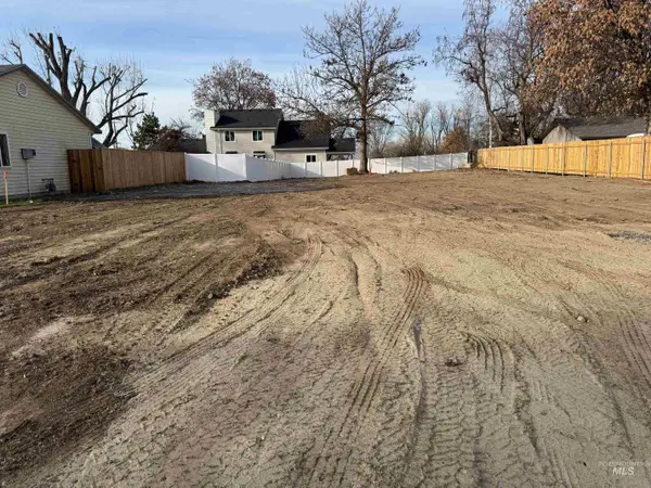 2507 Hird Ave, Caldwell, ID 83605